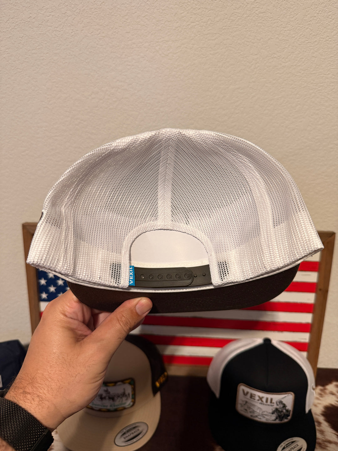 Vexil hat - Red Brangus
